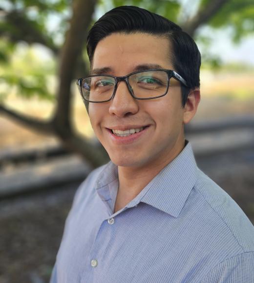 Peter Flores
